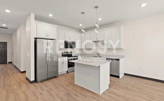 Foto del edificio - 3680 9th St NW