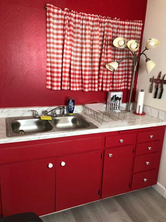 Kitchen sink & cabinets - 5430 Stacey Ave