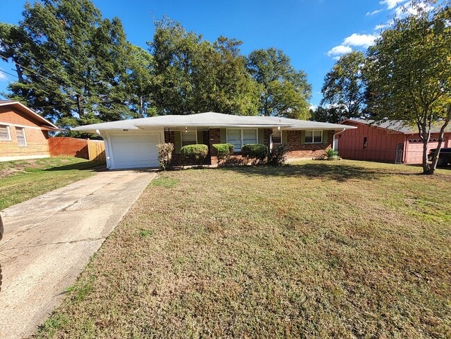Building Photo - 4360 Walnut Hill Dr