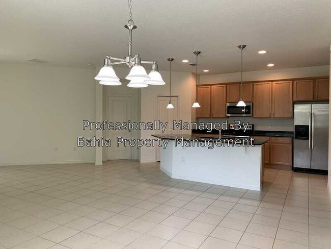 Foto del edificio - 8803 Arrabida Ln