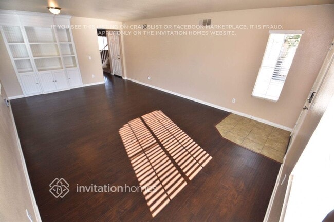 Building Photo - 11352 Magnolia St