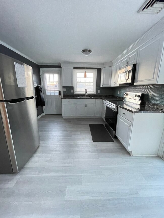 4 Strafford Rd, Dover, NH 03820 House Rental in Dover, NH