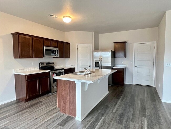 Building Photo - 3201 Red Tail Wy