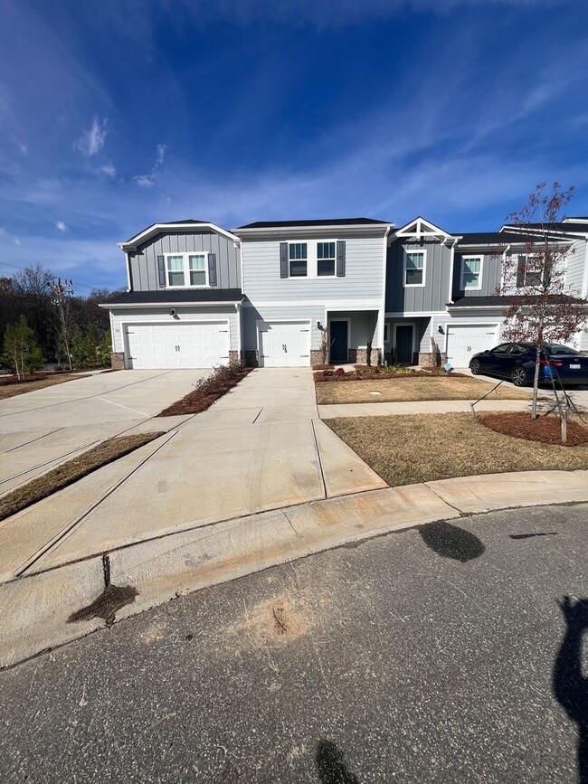 Foto del edificio - Brand New 3 Bedroom Home for Rent (Monroe)