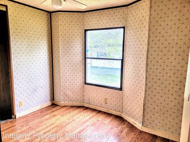 Building Photo - 2 br, 2 bath House - Trailer for rent 2135...