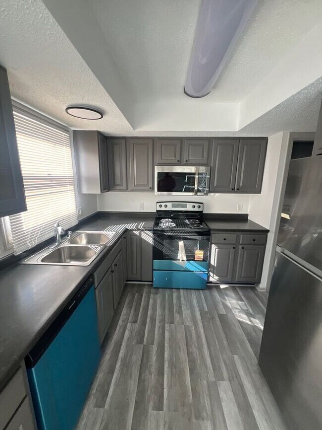 Foto del edificio - 3512 Maple St