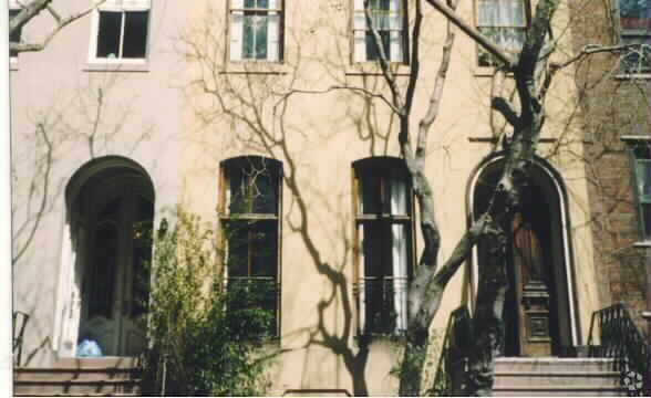 Foto del edificio - 425 W 21st St