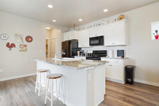 Foto del edificio - 4 bedroom in Meridian CA 83642