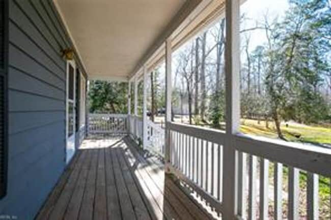 Photo - Call Sabrina at 757-767-0767 for more information House