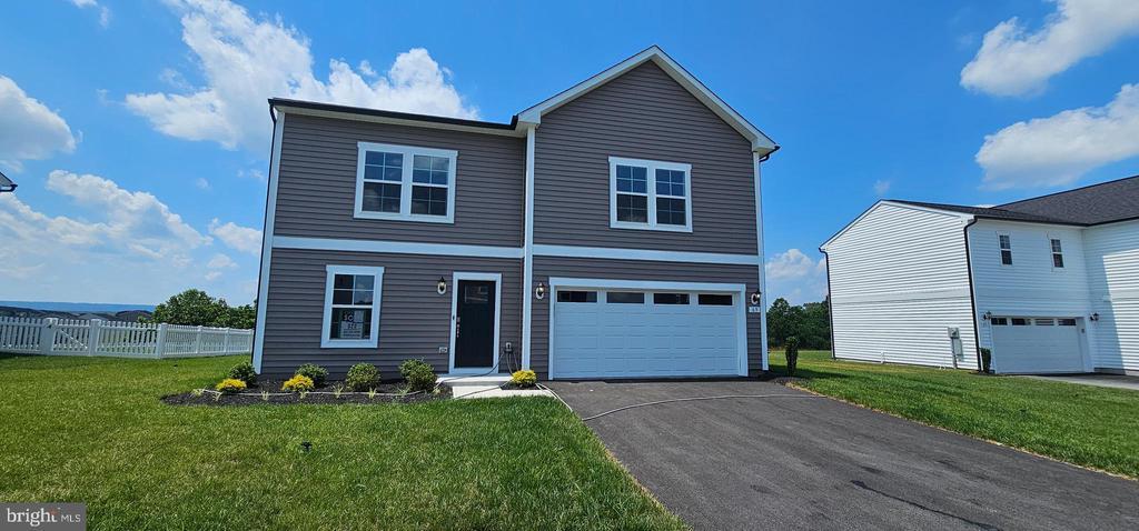 Foto principal - 69 Grayling Rd