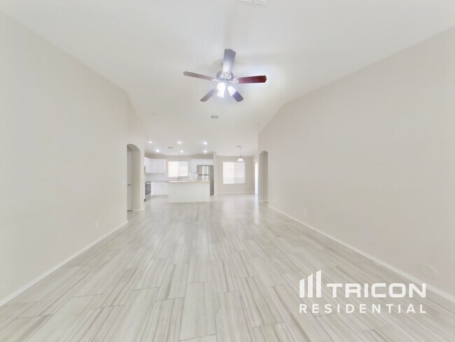 Foto del edificio - 2696 W Angel Way