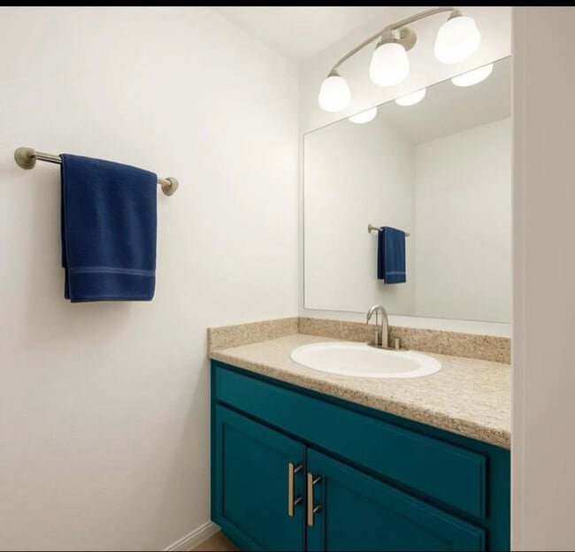 Building Photo - 9205 Camino Del Verde