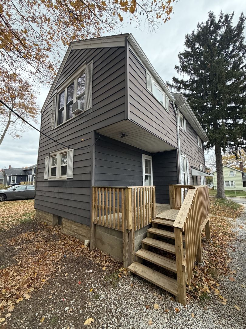 168 Gates St Doylestown, OH 44230 – photo 5