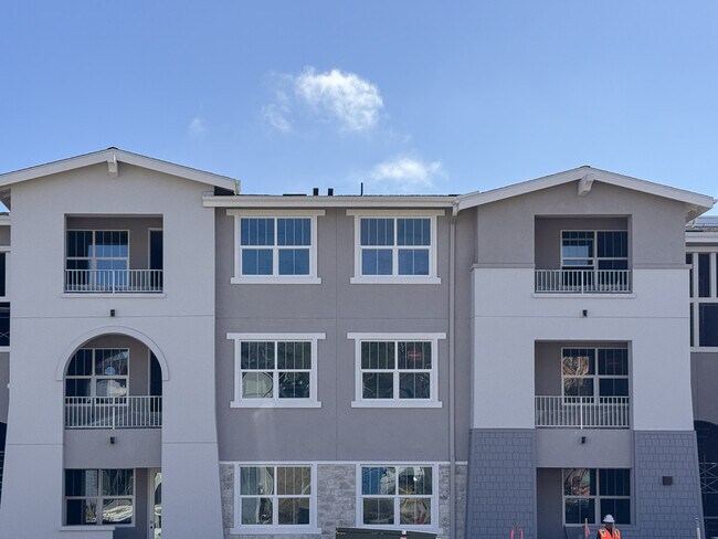 Building Photo - RIVA