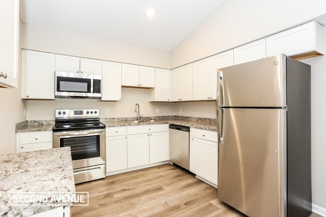 Building Photo - 6114 Delmar Pl