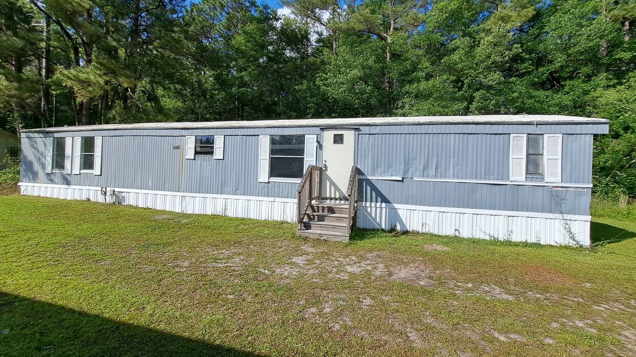 Primary Photo - 113 Novits Nook Ct