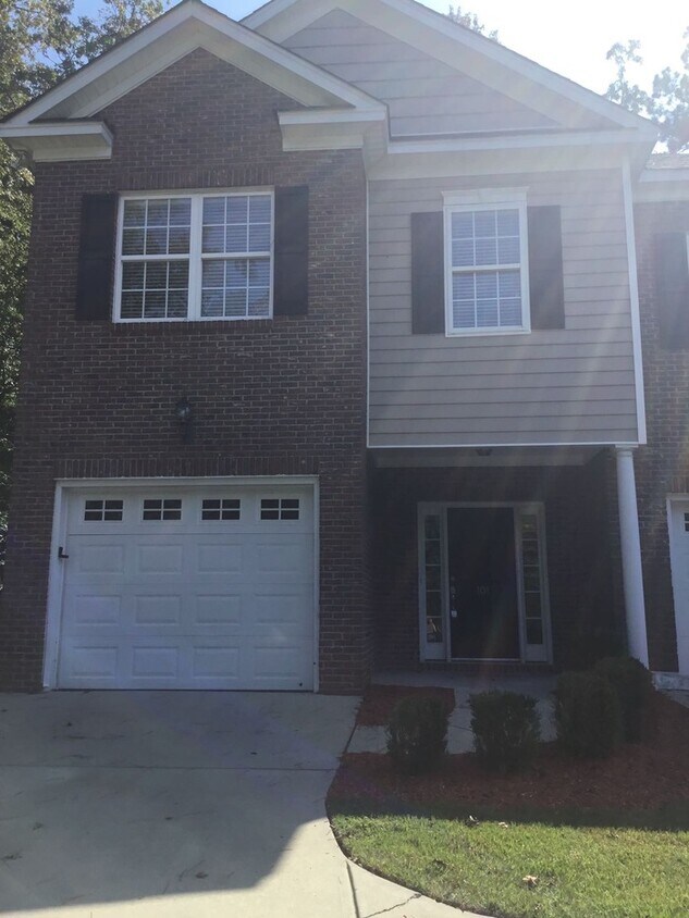 Foto principal - 101 Park Ridge Way