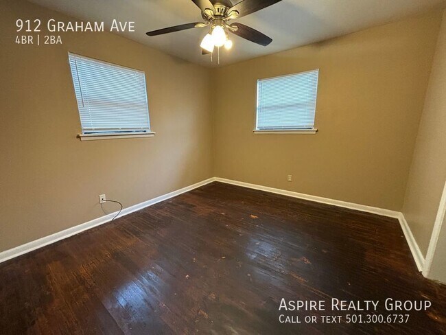 Building Photo - 4 Bedroom North Little Rock Home