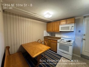 Building Photo - 1816 NE 55th St