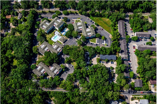 Building Photo - 1375 Pullen Rd