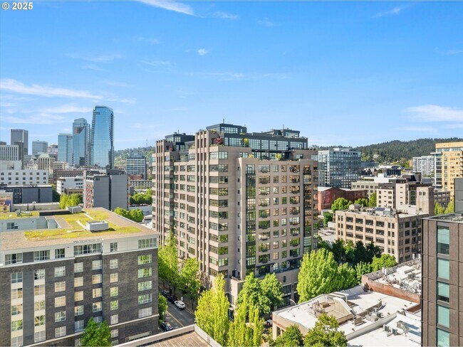 Foto del edificio - 333 NW 9th Ave