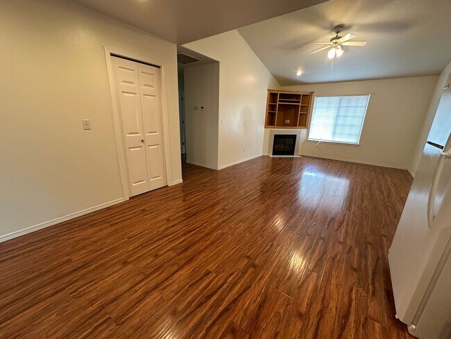 Foto del edificio - 2 Bedroom 2 Bath Home In South West Albany