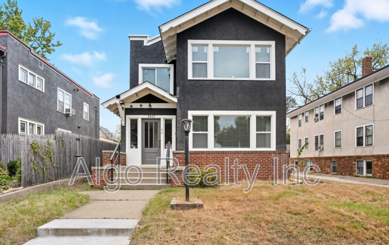 Foto principal - 3433 Portland Ave