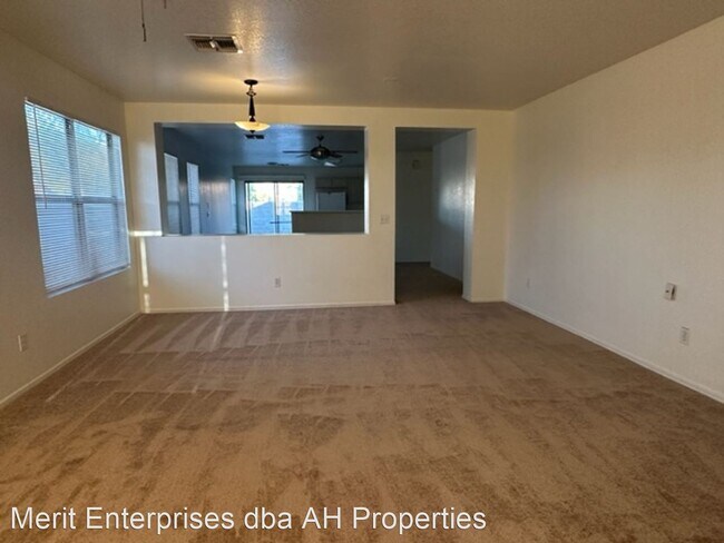 Building Photo - 4 br, 2 bath House - 749 S COLONIAL ST
