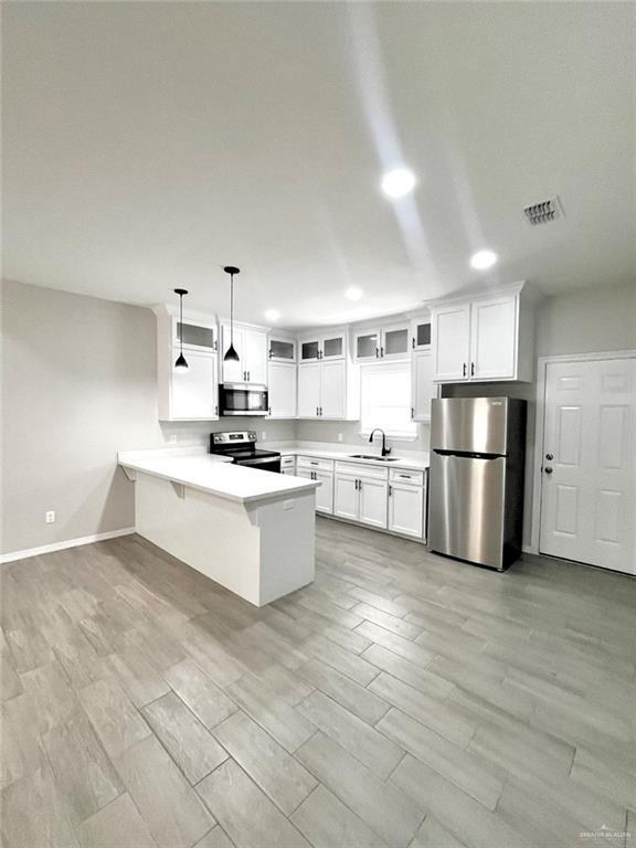 Building Photo - 1635 Playa Dr