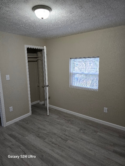 Building Photo - 124 Tacoma Rd