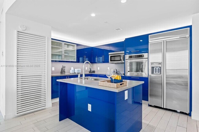 Foto del edificio - 3101 Bayshore Dr