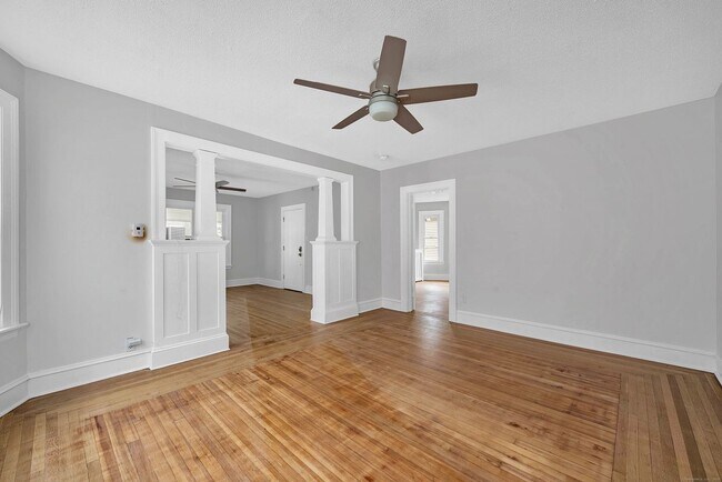 Foto del edificio - 80-82 Garden Street, #2A