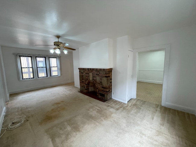 Building Photo - 204-10-204-42 42nd Ave