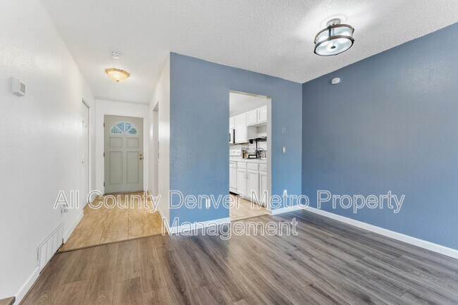 Foto del edificio - 5771 W 92nd Ave