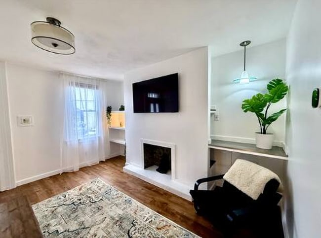 Building Photo - 187 42nd St