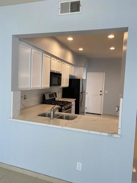 Foto del edificio - 13613 Tiverton Rd