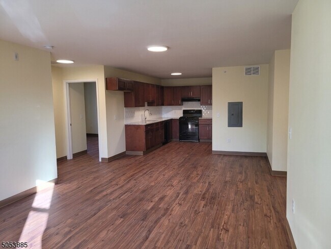 Building Photo - 1510 Park Ave