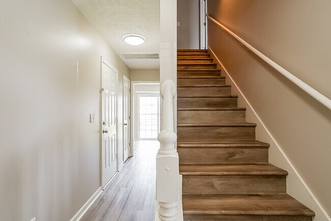 Foto del edificio - 1145 Lakewalk Dr