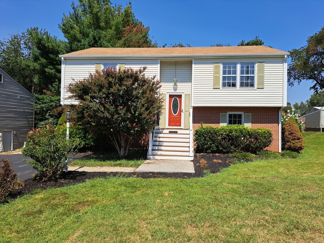 Photo - 114 Tomahawk Dr (Lynchburg, VA)