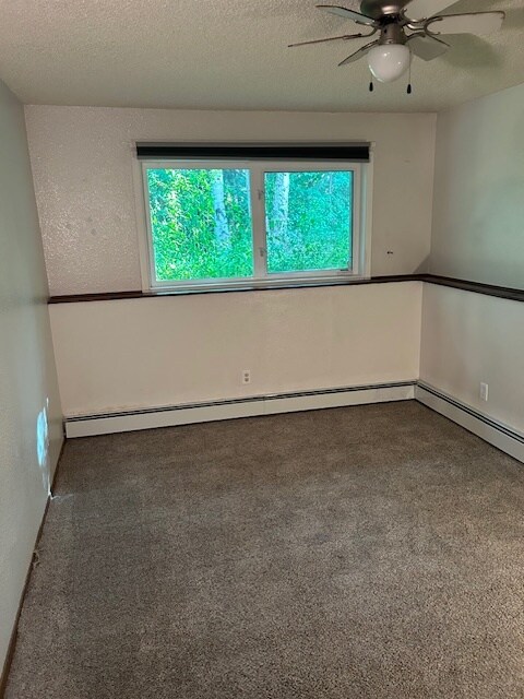 Bedroom - 4921 Dartmouth Dr