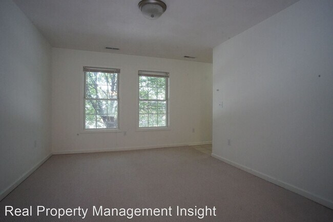 Foto del edificio - 3 br, 2 bath House - 660 Republic Road