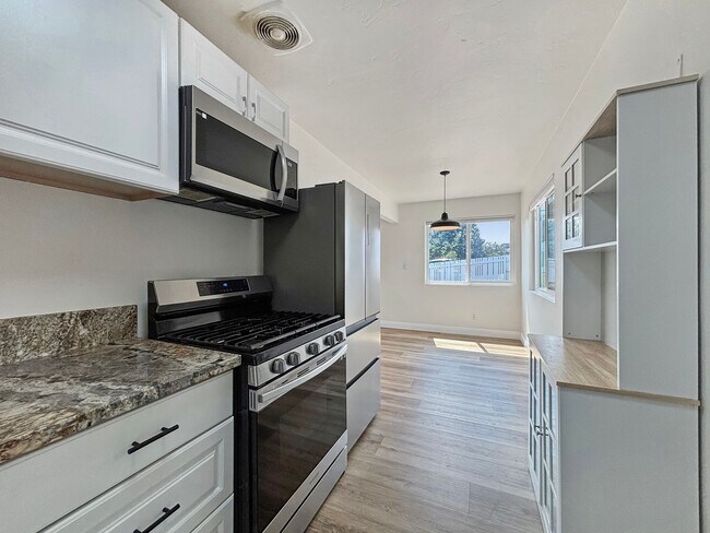 Foto del edificio - Charming 3BD/1BA House in South Park w/ W/...