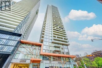 Building Photo - 50 Wellesley St E
