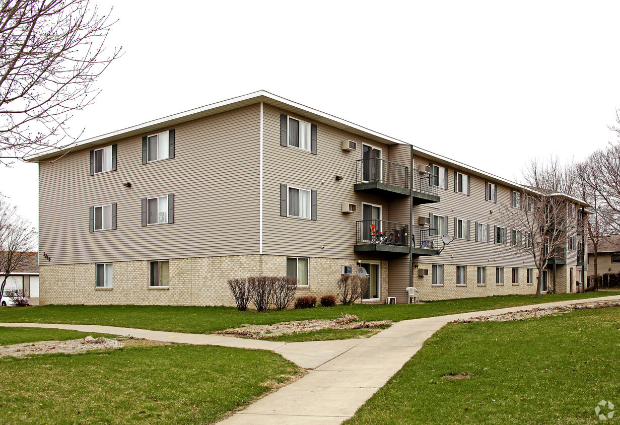 Arlington Ridge Apartments - Shakopee, MN | Apartments.com