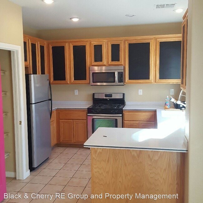 Foto del edificio - 4 br, 2.5 bath House - 6701 Jackson Juncti...