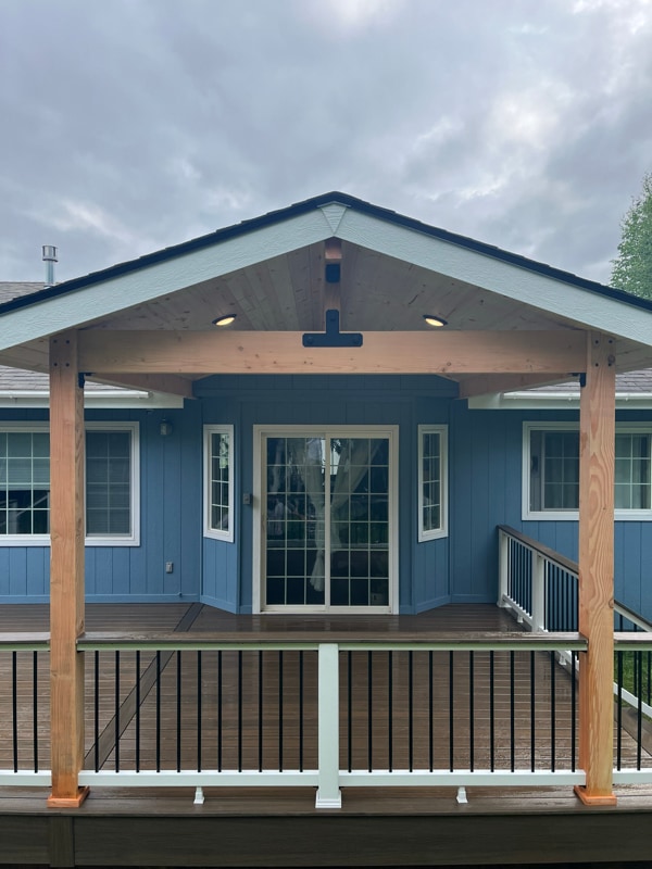 Building Photo - 716 N Pine Ridge Loop