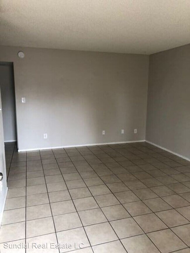 Foto del edificio - 1826 N 51st St