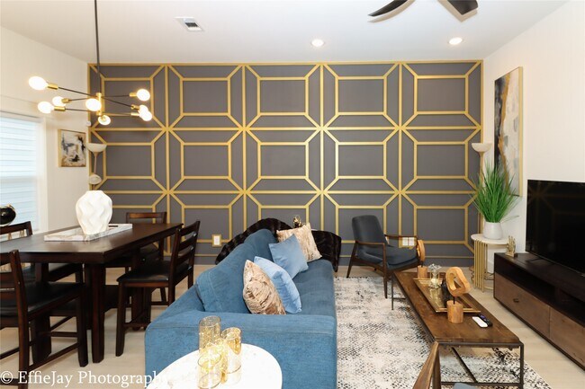 Foto del edificio - 4834 Higgins St