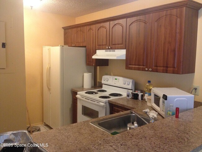 Foto del edificio - 1471 Sheafe Ave NE