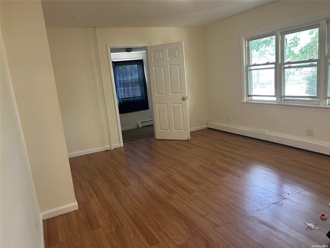 Building Photo - 610 Park Pl